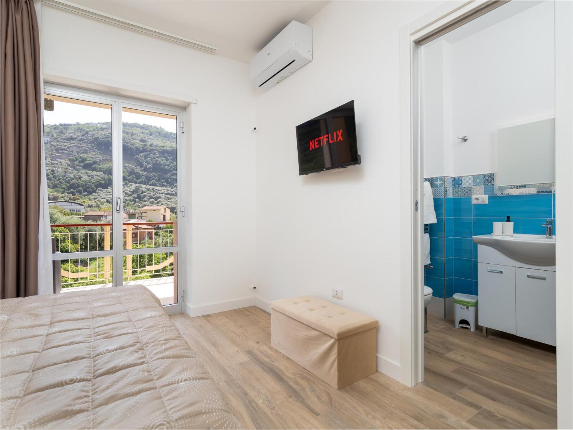 Nonno Angelo - 4 Bedrooms With Free Parking & Seaview Balcony Sorrento Exteriér fotografie