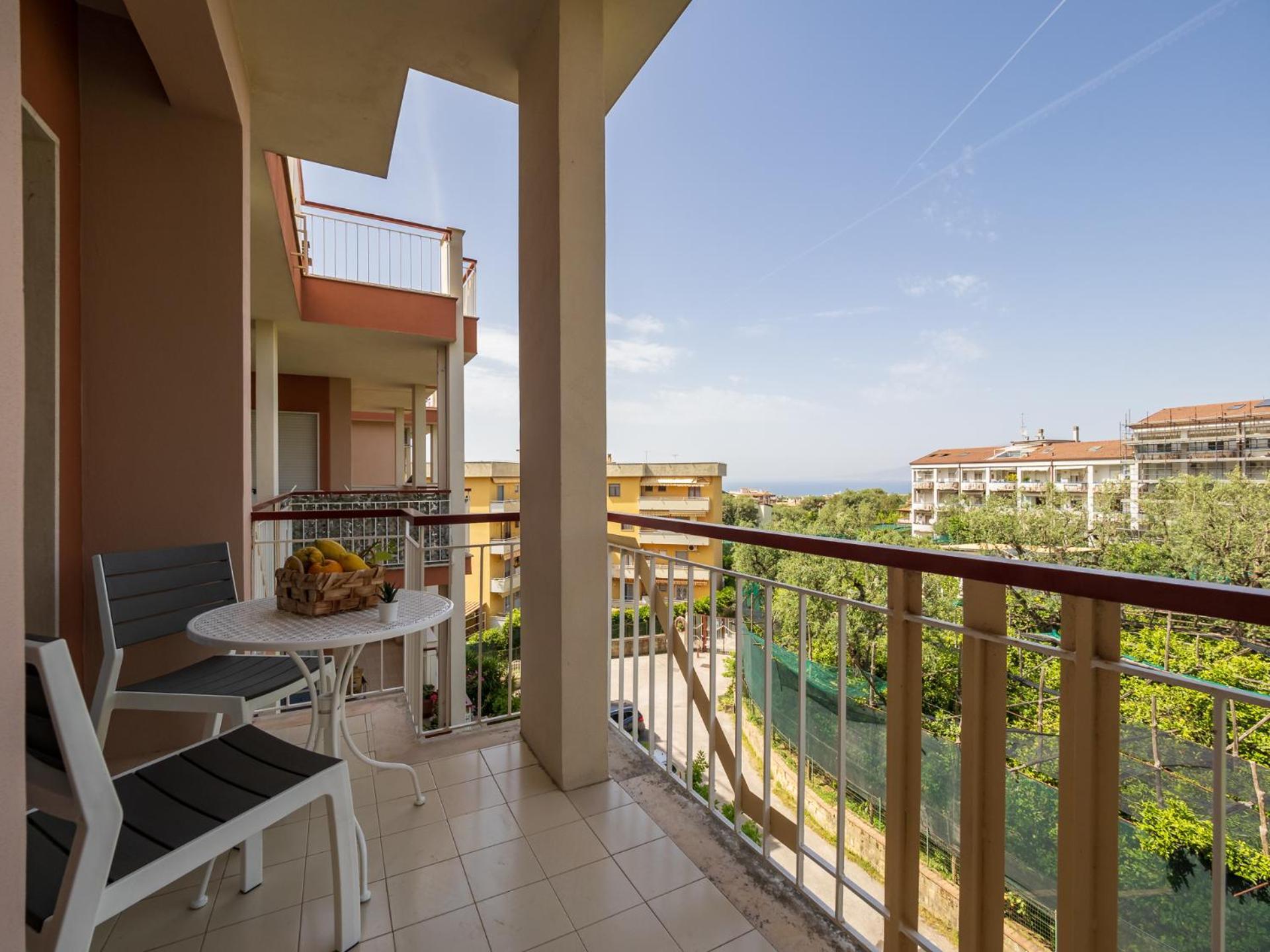 Nonno Angelo - 4 Bedrooms With Free Parking & Seaview Balcony Sorrento Exteriér fotografie
