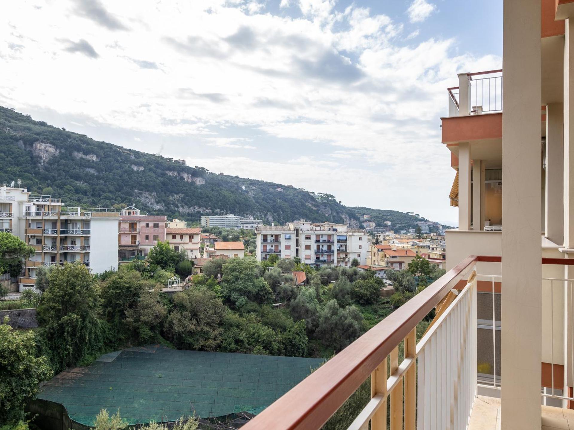 Nonno Angelo - 4 Bedrooms With Free Parking & Seaview Balcony Sorrento Exteriér fotografie